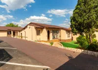 Meredale Lodge Hotels in Pimville