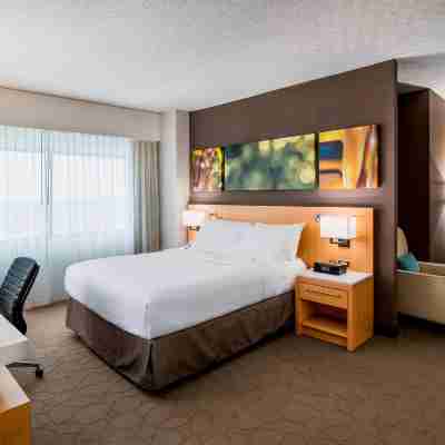 Delta Hotels Regina Rooms