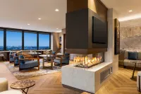 Marriott New York JFK Airport Hotels near St John's University