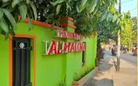 Wisma Almadina Syariah Hotels near Javara Meubel Minimalis