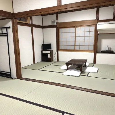 Ryokan Matsukame Hotel berhampiran Menara Kyoto