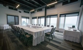 Aparthotel Guijarros