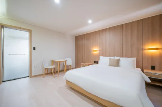 twohhotel Hotel berhampiran Jalan Bertema Emas