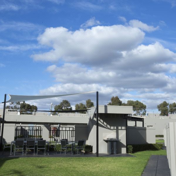 Outdoor hotel accommodation area in Shepparton, Victoria