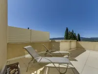 Les Terrasses de Grimaud 格里莫住宿飯店
