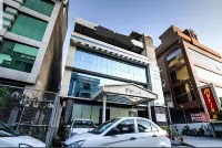 Hotel Myriad - Pet friendly
