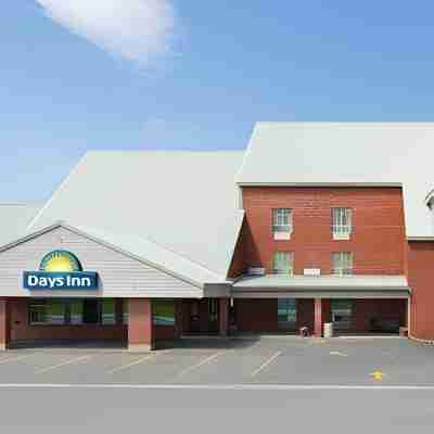 Days Inn by Wyndham Dalhousie Hotel Exterior
