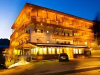 Hotel Pider Hotels in La Val