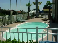 Motel 6 Galveston, TX - Beach/Seawall