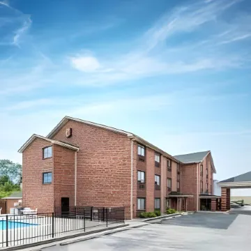 Super 8 by Wyndham Georgetown