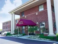Ashley Quarters Hotel Airport-Cincinnati