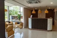 Mulyo Hotel - 3-Star