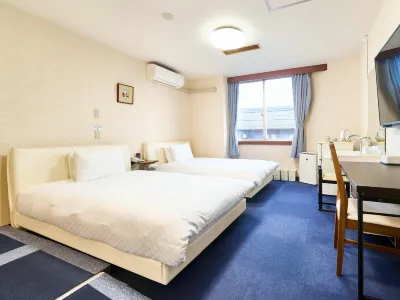Okasan Hotel Hotels in Tarui