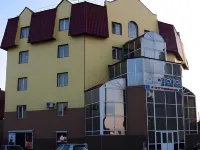 Kristall Hotel Hotels near Khanty-Mansiysk Airport
