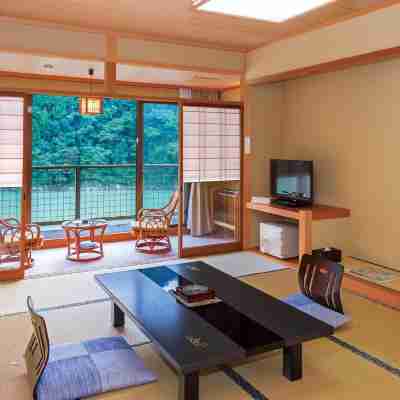 湖泉閣 吉乃屋 Rooms