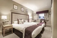 The Royal Oak Hotel, Welshpool - the Coaching Inn Group - 4-Star