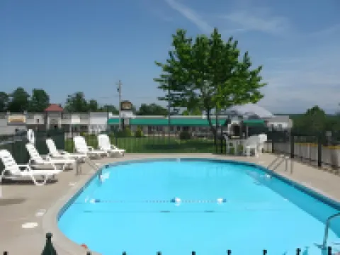 Regency Inn Eureka Springs