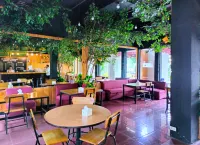 Pardede International Hotel Hotels in Madras Hulu