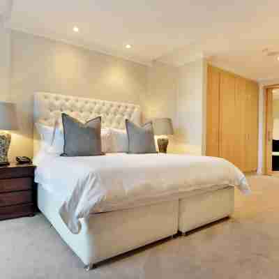 The Michelangelo Towers Rooms