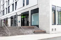 Holiday Inn Express Bochum Hotels near + Fossilium Bochum Zoo