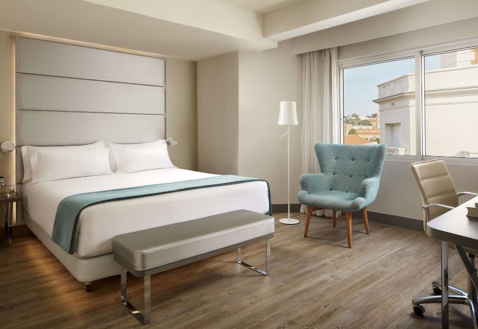 NH 마드리드 주르바노