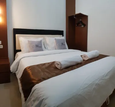 Aldila Resort by Pillow Hotel dekat Hyper Cloud Vape Store - Weleri