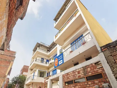 Rahul Guest House Отели в г. Варанаси