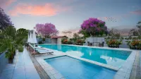 Summit Green Lake Tea Resort & Spa - Pools