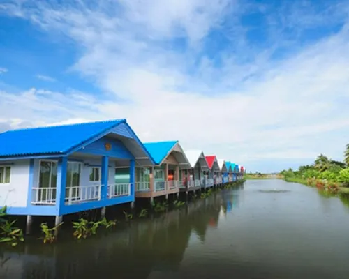 Baan Chay Namm Resort Hotels in Bang Sao Thong