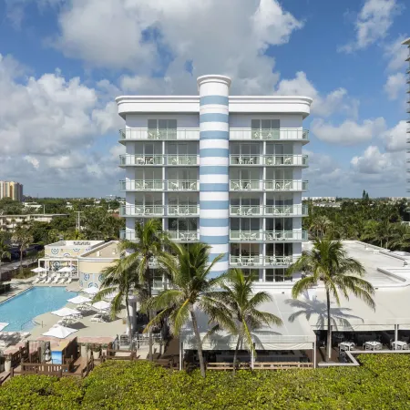 The Singer Oceanfront Resort Singer Island, Curio by Hilton