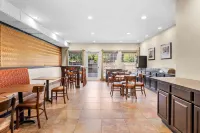 MainStay Suites Addison-Dallas - breakfast