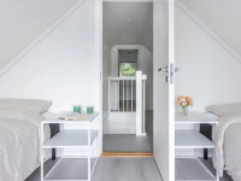 Lange Hotels in Bomlo