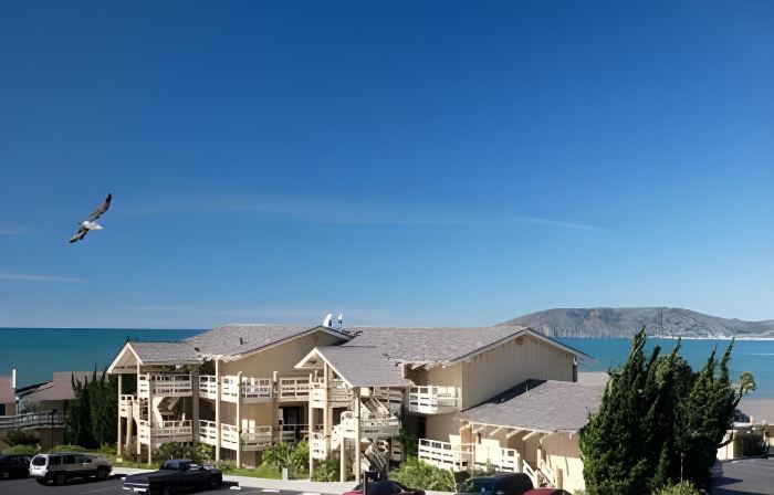 Spyglass Inn