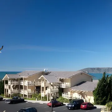 Spyglass Inn