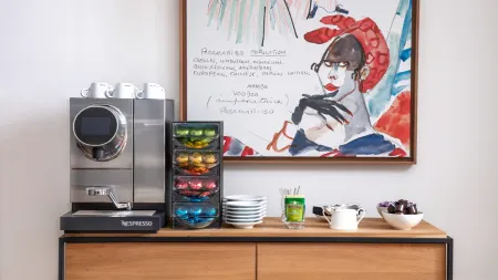 Villars Palace Отели рядом с достопримечательностью «Zen Garden»