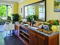 Inn at Sonoma, A Four Sisters Inn - Desayuno