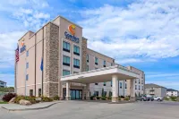 Comfort Inn & Suites Mandan - Bismarck فنادق في Mandan