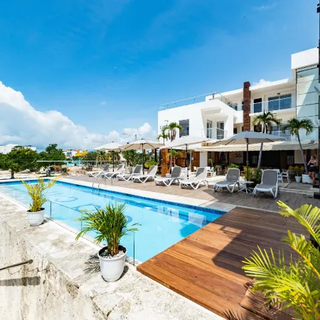 Hotel Cache