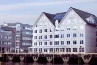 Home Hotel with - vue mer