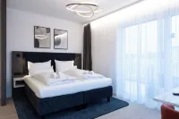 BRIGHT Schloß Holte-Stukenbrock - Neueröffnung - NEW OPENING Hotels in der Nähe von Pollhans-Platz