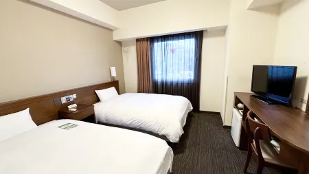 Hotel Route-Inn Sakaide-Kita Inter