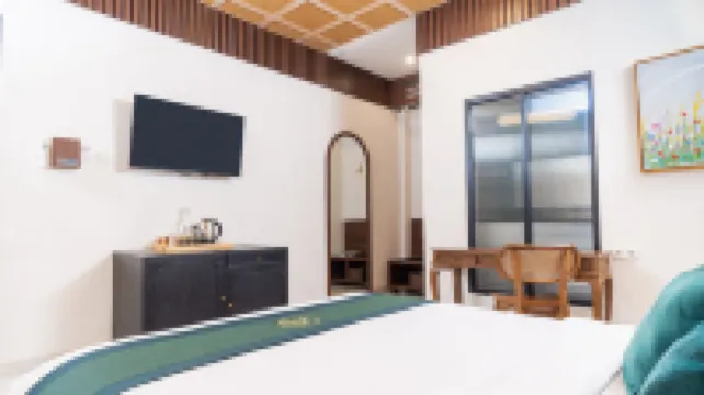 Briggs Inn Surabaya Hotels in Wonokromo