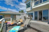 Beachfront Sunset - balcony
