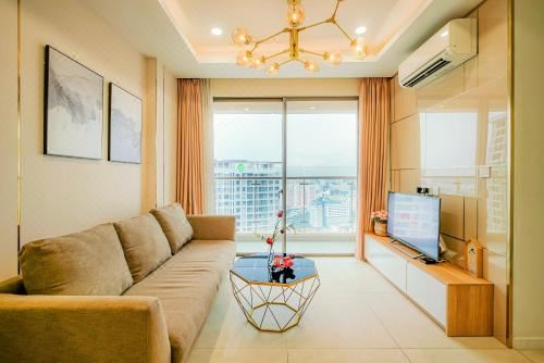 Monday Premium Aparts - HighClass Building and Central Spot_2