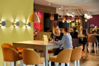 โรงแรม Holiday Inn Dusseldorf City Toulouser Allee บาย IHG - 4 ดาว