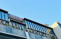 Apricot Motera Hotels in der Nähe von SATYAMEV GROUP