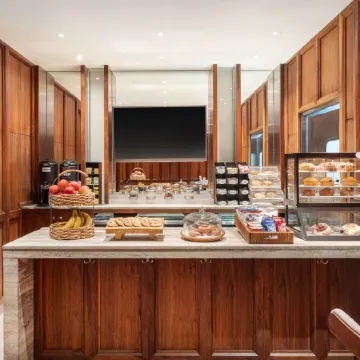 Best Western Premier Herald Square Отели рядом с достопримечательностью «Манхэттен»
