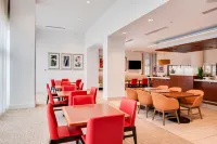 Hilton Garden Inn Alexandria Old Town National Harbor Hoteles en Alexandria