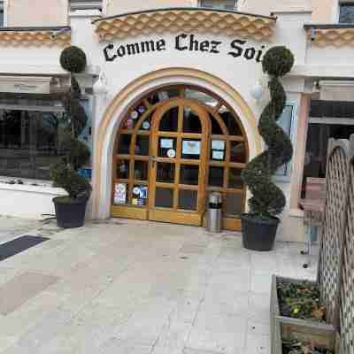 Comme chez soi Hotel Exterior