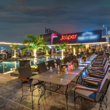 Le Meridien Hyderabad Отели рядом с достопримечательностью «Торговый центр Inorbit»